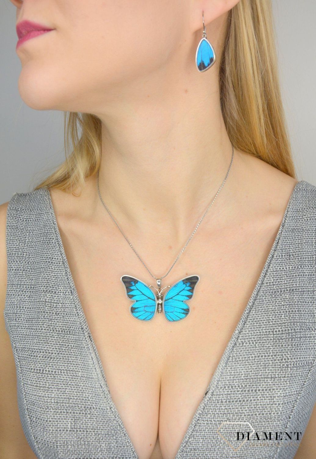 Zawieszka srebrna w kształcie motyla W 2443.jpg